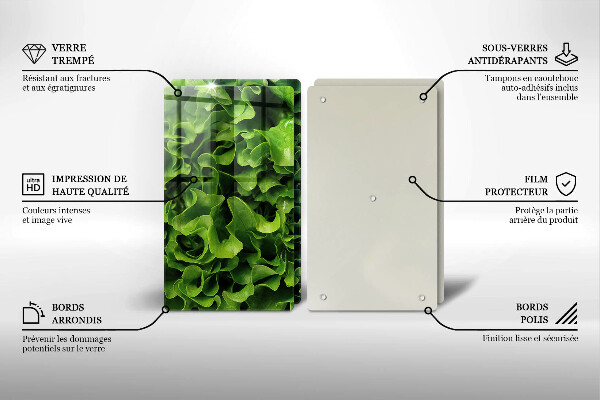 Chopping board Green lettuce leaves