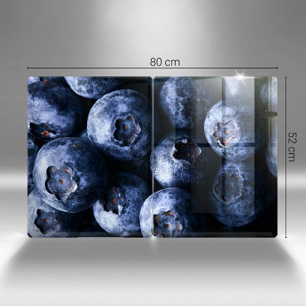 Chopping board Berries close-up