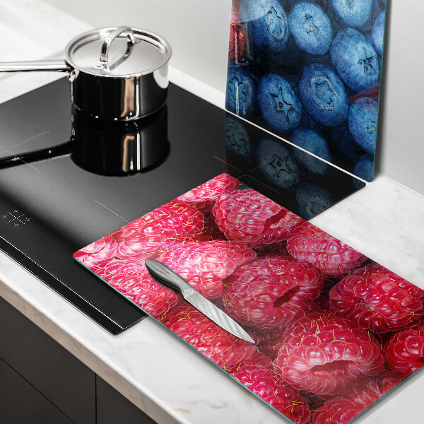 Chopping board Fruit of raspberry and blueberries