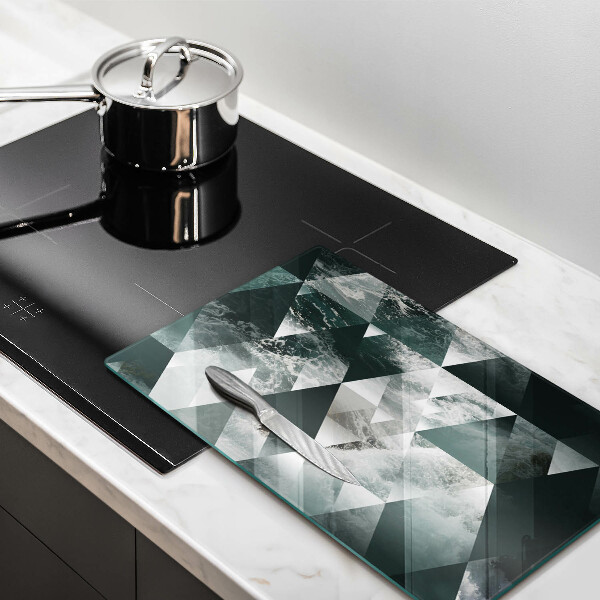 Cutting board Triangles and water