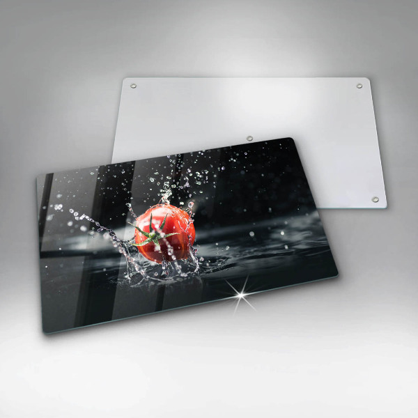 Chopping board Tomato in water