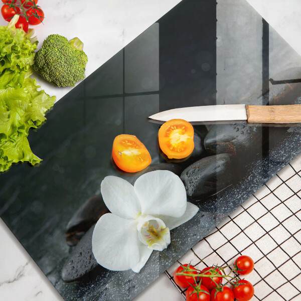 Chopping board White flower stones Zen