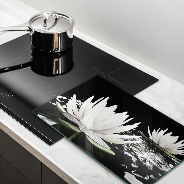 Chopping board White lilies on the water