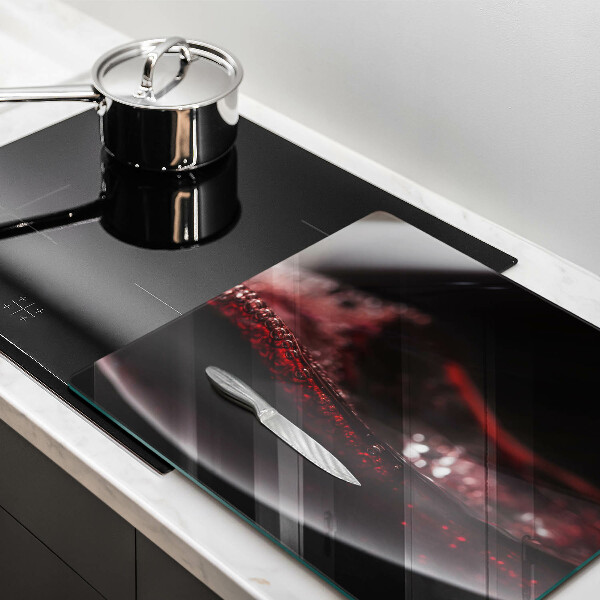 Chopping board Red wine glass
