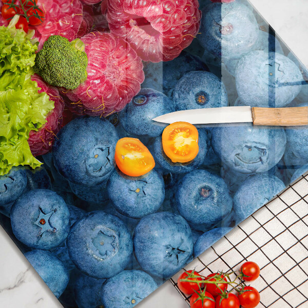 Chopping board Fruit of raspberry and blueberries
