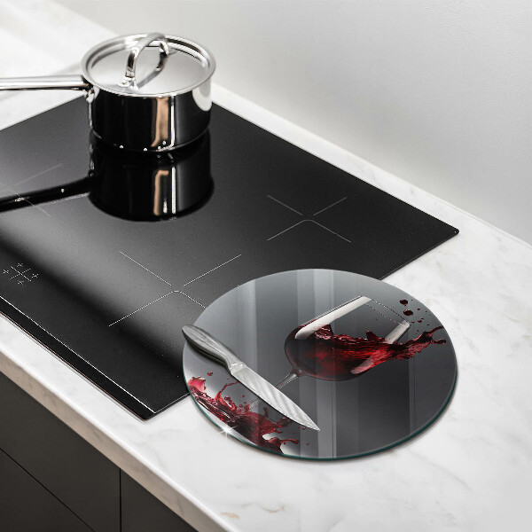 Chopping board Red wine in a glass