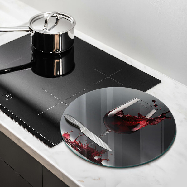 Chopping board Red wine in a glass