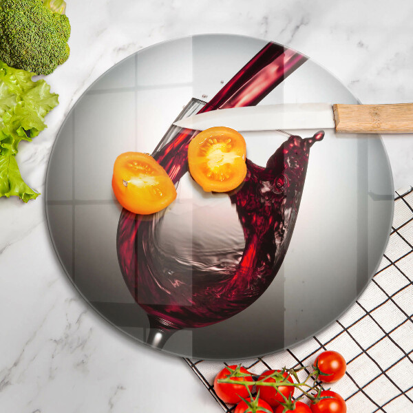 Chopping board glass Glass and red wine