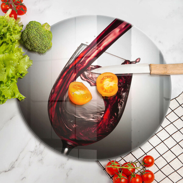 Chopping board glass Glass and red wine