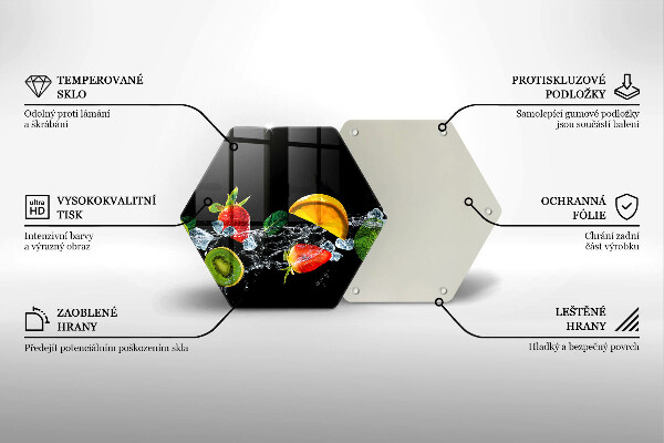 Chopping board Fruits in water