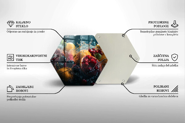 Chopping board Fruits in water