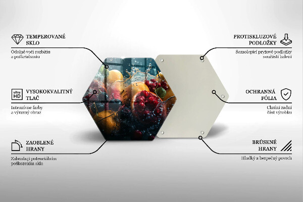 Chopping board Fruits in water