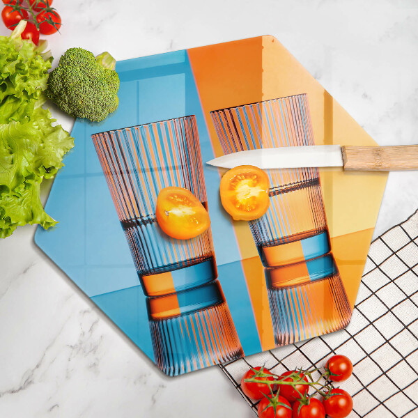 Chopping board Two glasses of water