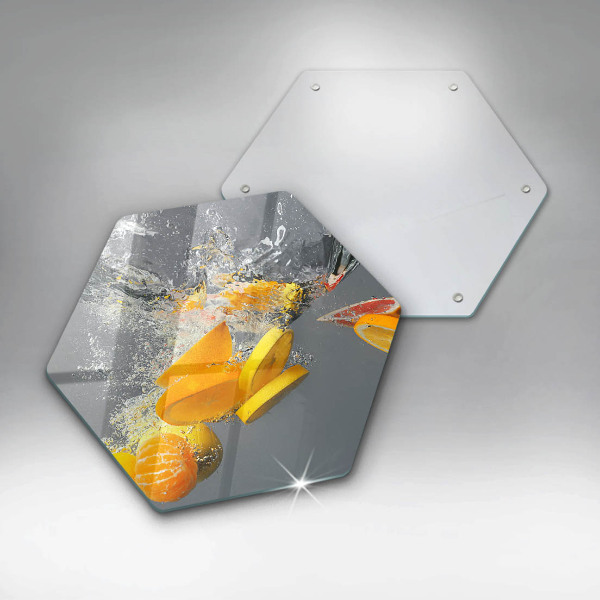 Chopping board Lemons in water