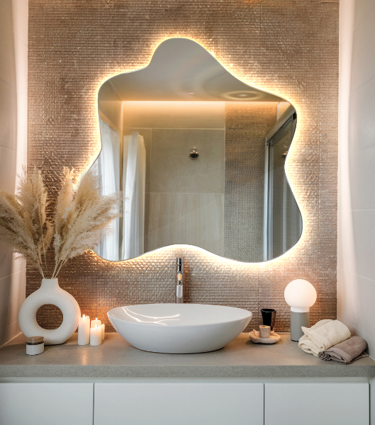 Irregular splash led mirror 58x58 cm