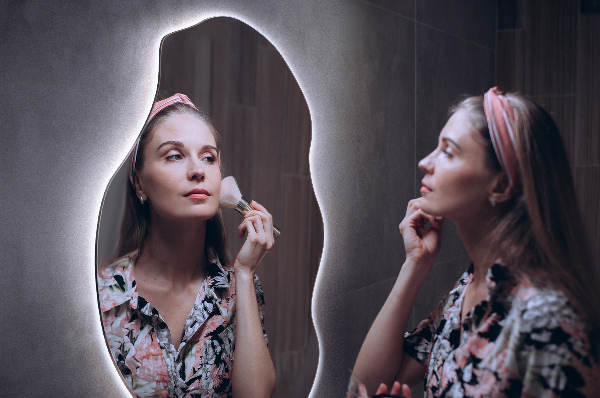 Organic mirror with led lights 50x100 cm