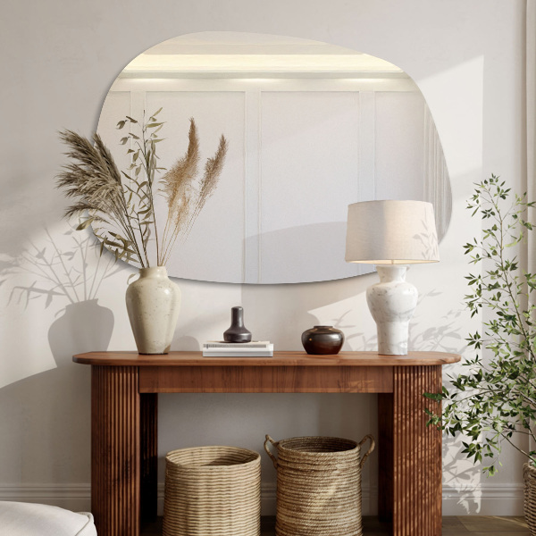 Irregular mirror splash shaped 36x26 in (91x66 cm)