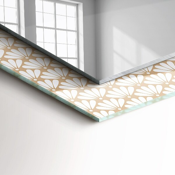 Printed mirror Flower with geometric pattern