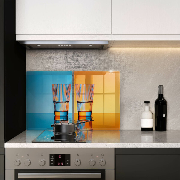 Worktop saver Two glasses of water
