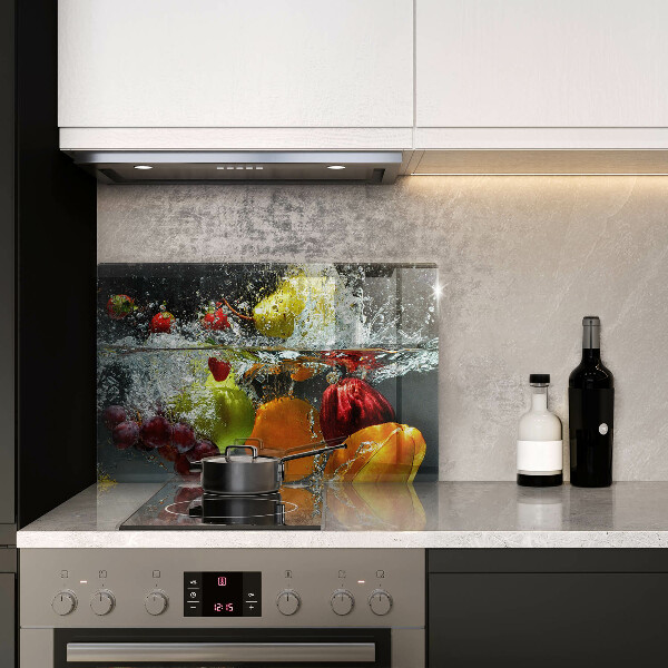 Induction hob protector Juicy fruit in water