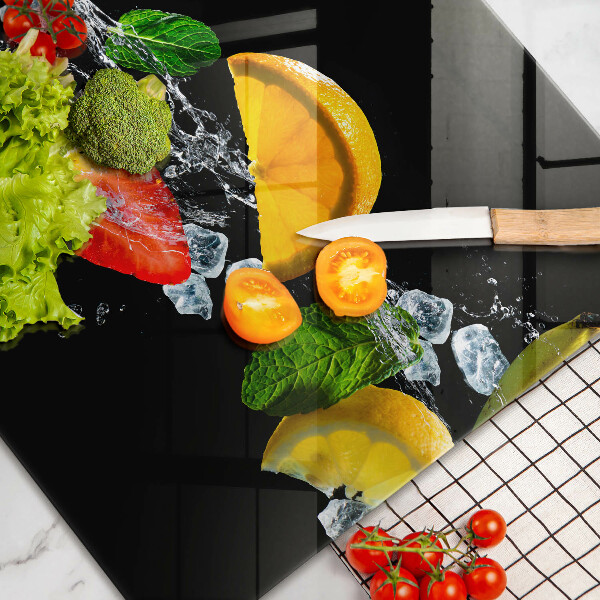 Kitchen worktop saver Fruits in water