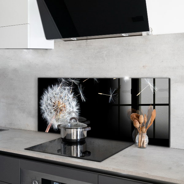 Kitchen splashback Dandelion dandelion in the wind