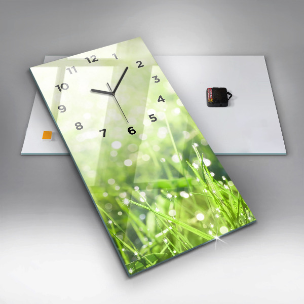 Vertical wall clock Green grass