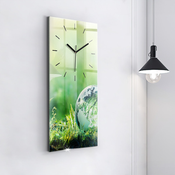 Vertical wall clock Globe