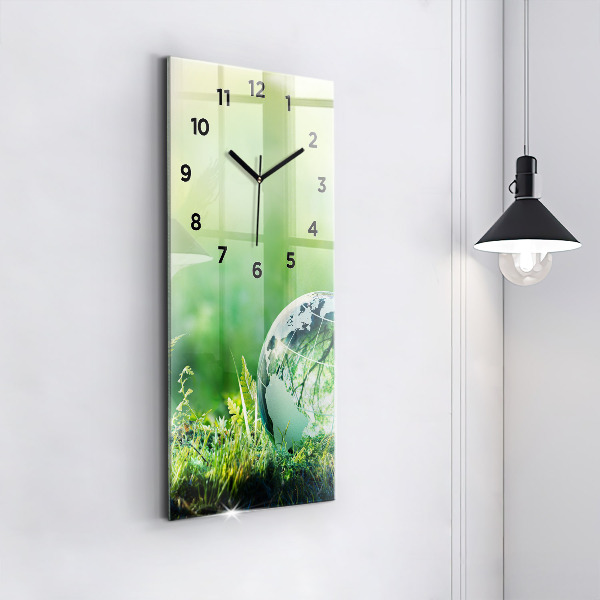 Vertical wall clock Globe