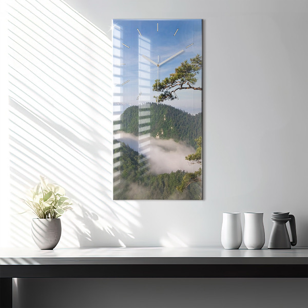 Vertical wall clock Sokolica Peak in the Pieniny Mountains