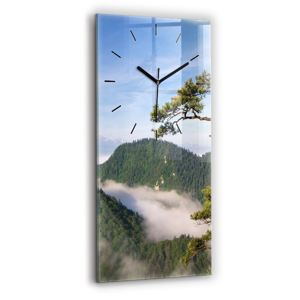 Vertical wall clock Sokolica Peak in the Pieniny Mountains