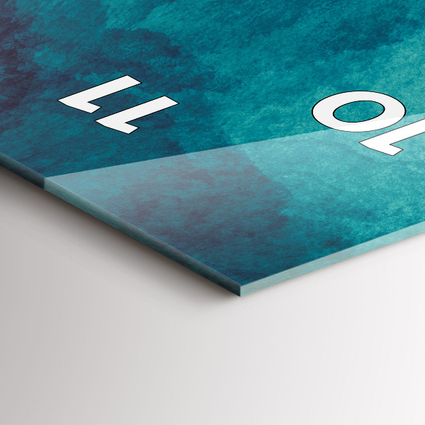 Vertical wall clock Abstraction depth