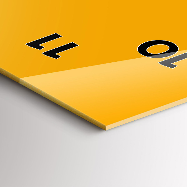 Vertical wall clock Color golden yellow