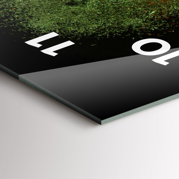 Vertical wall clock Spices scattered