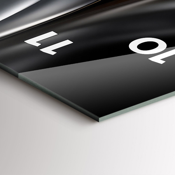 Vertical wall clock Abstraction