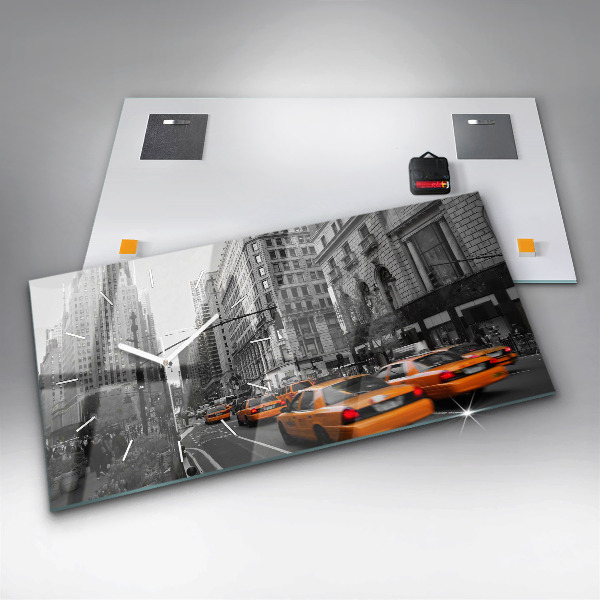 Horizontal wall clock Manhattan and Taxis