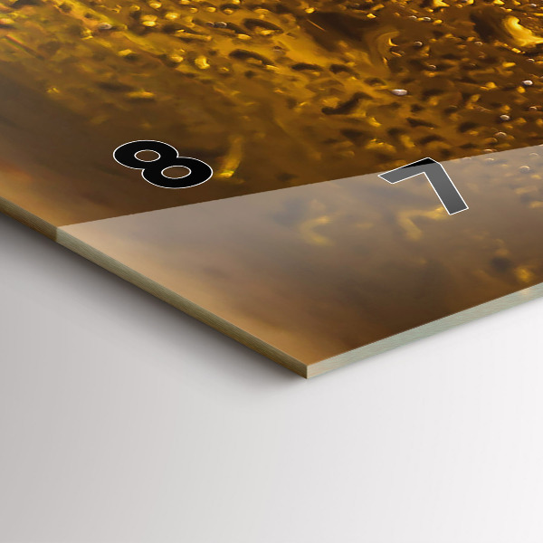 Horizontal wall clock A mug of beer