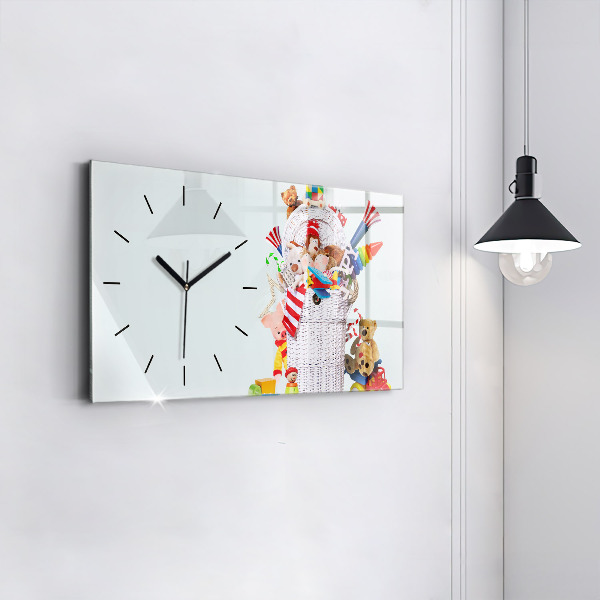 Horizontal wall clock Wicker basket with toys