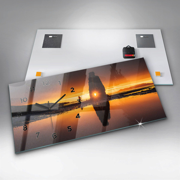 Horizontal wall clock Runner and sunset
