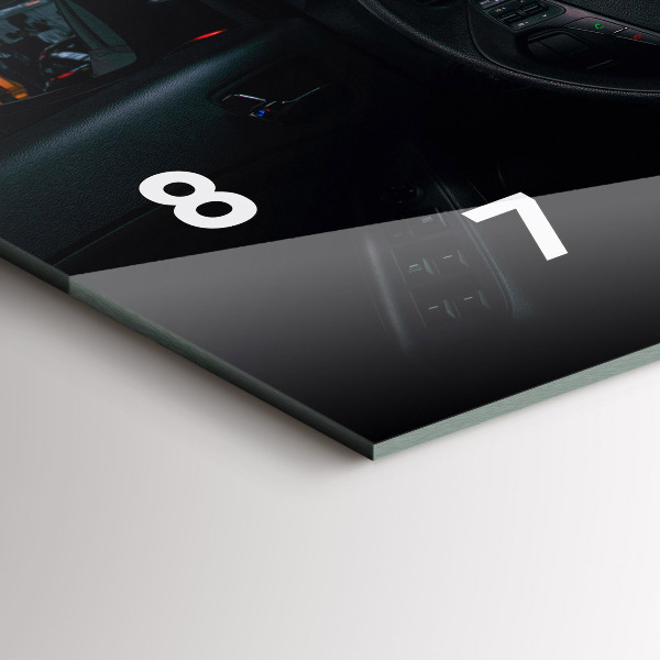 Horizontal wall clock Car in Tokyo