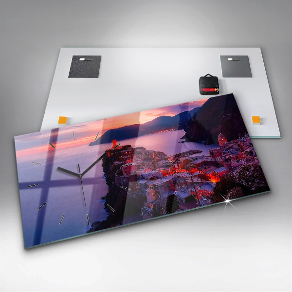 Horizontal wall clock The inscription Memories