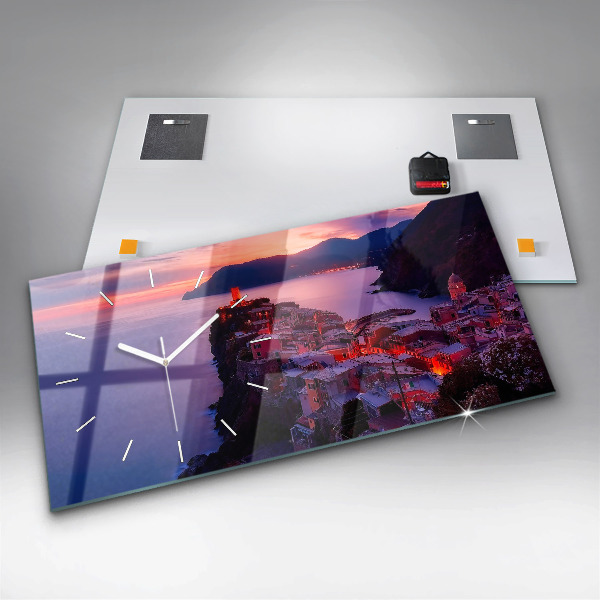 Horizontal wall clock The inscription Memories