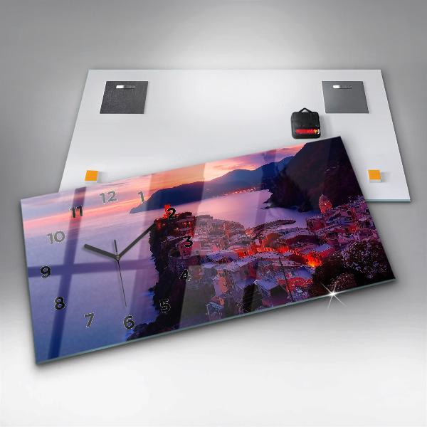 Horizontal wall clock The inscription Memories