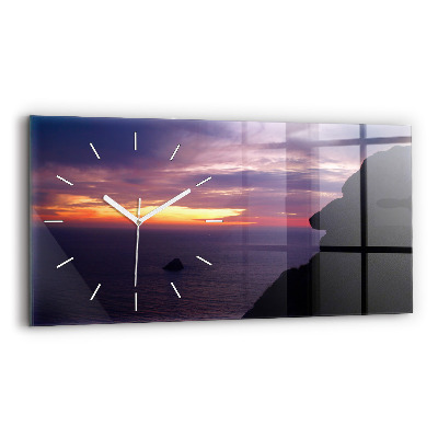 Horizontal wall clock Stone head