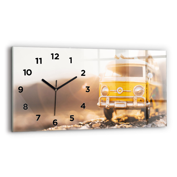 Horizontal wall clock Car on vacation