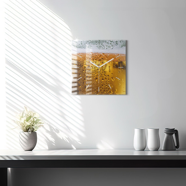 Square wall clock A mug of beer