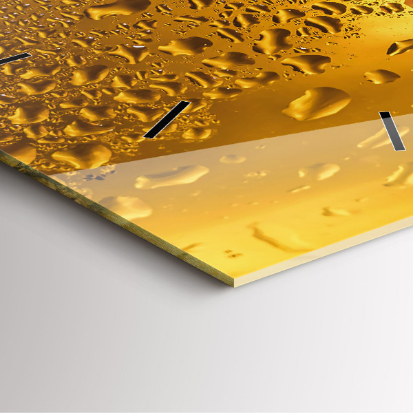 Square wall clock A mug of beer