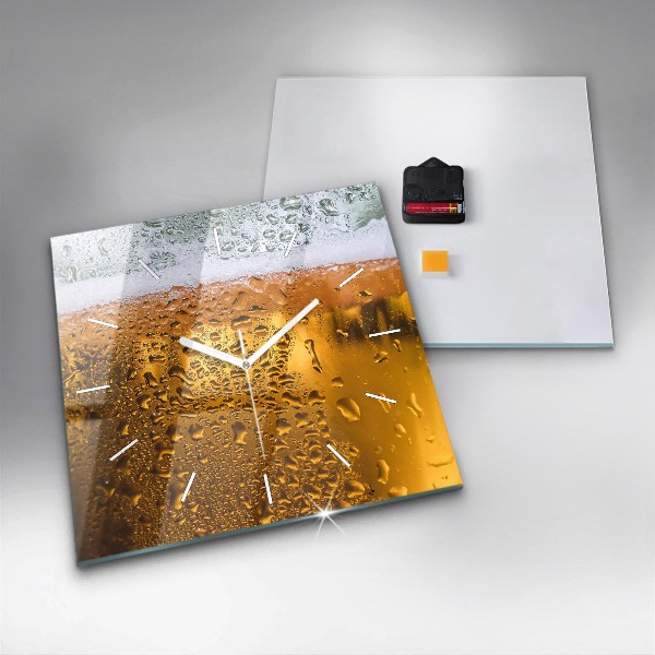 Square wall clock A mug of beer