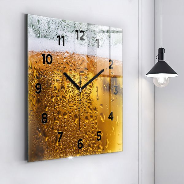 Square wall clock A mug of beer