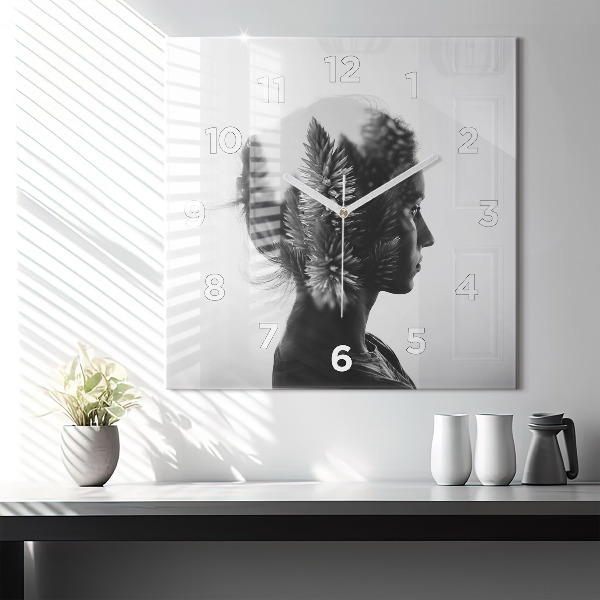 Square wall clock Portrait of a woman